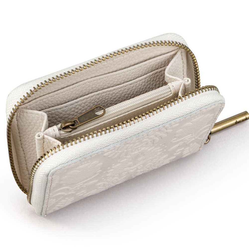 The Sak Iris Medium Embossed Authentic Leather Wa… - image 8